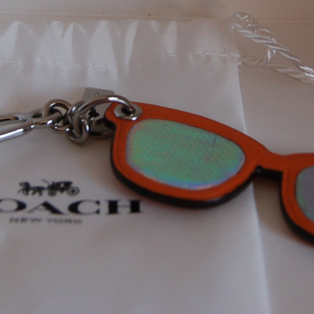 NWT COACH ORANGE POP ART SUNGLASSES KEYCHA… - Picture 2 of 7